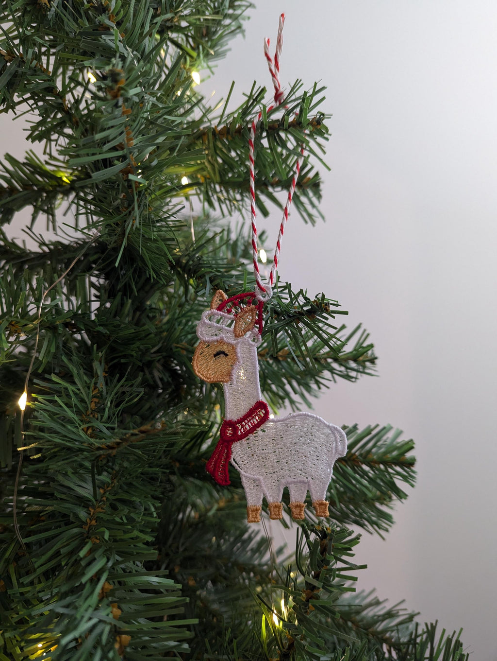 Embroidered Lace Christmas Alpaca Ornament: Hanging Pet Decoration
