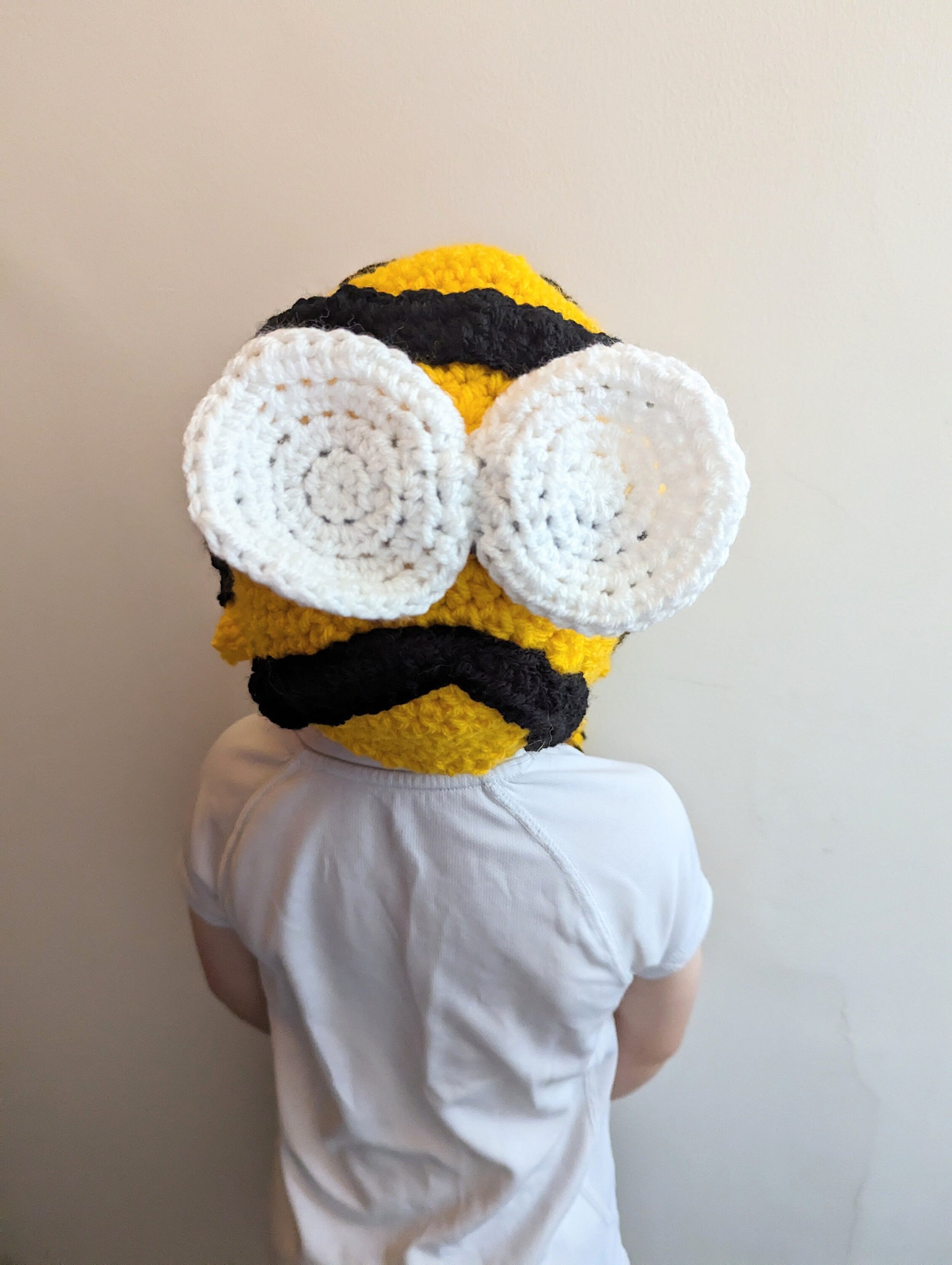Crochet Bee hat, winter novelty hat, newborn, child, toddler, adult sizes
