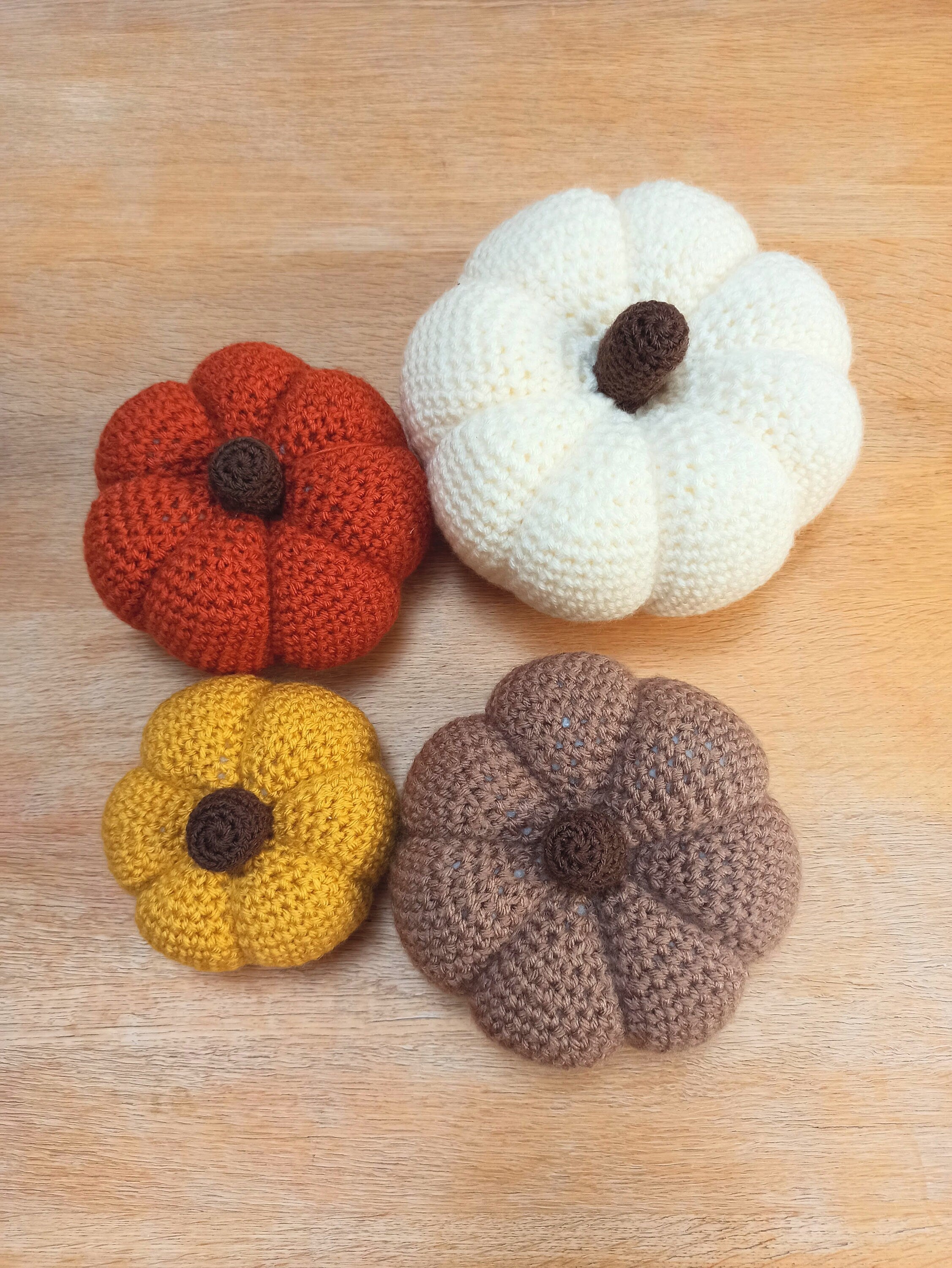 Lot de 4 grandes citrouilles au crochet, citrouille blanche, décoration de table, décoration d'automne