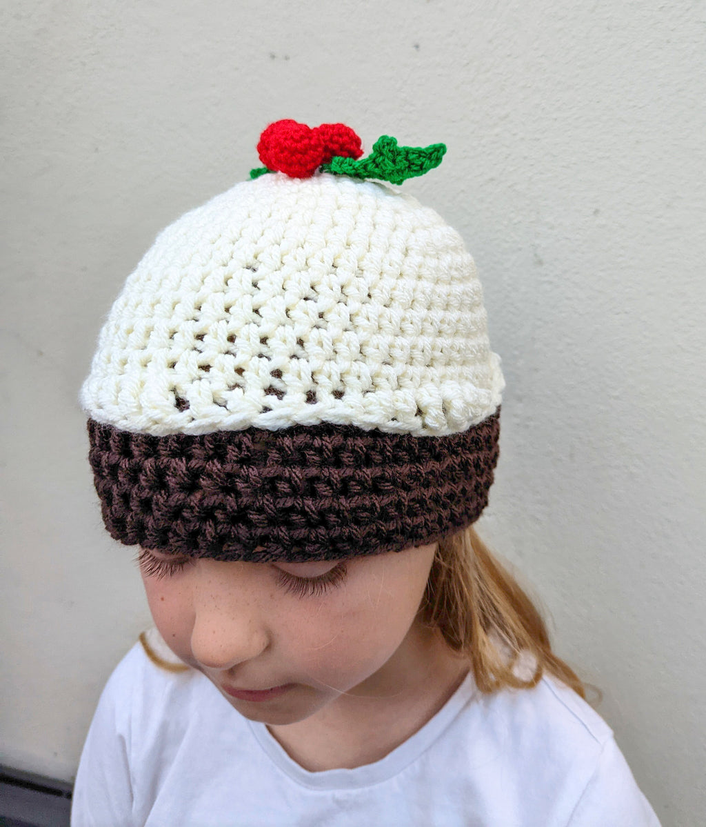 Crochet Christmas Pudding Hat: Novelty Winter Hat