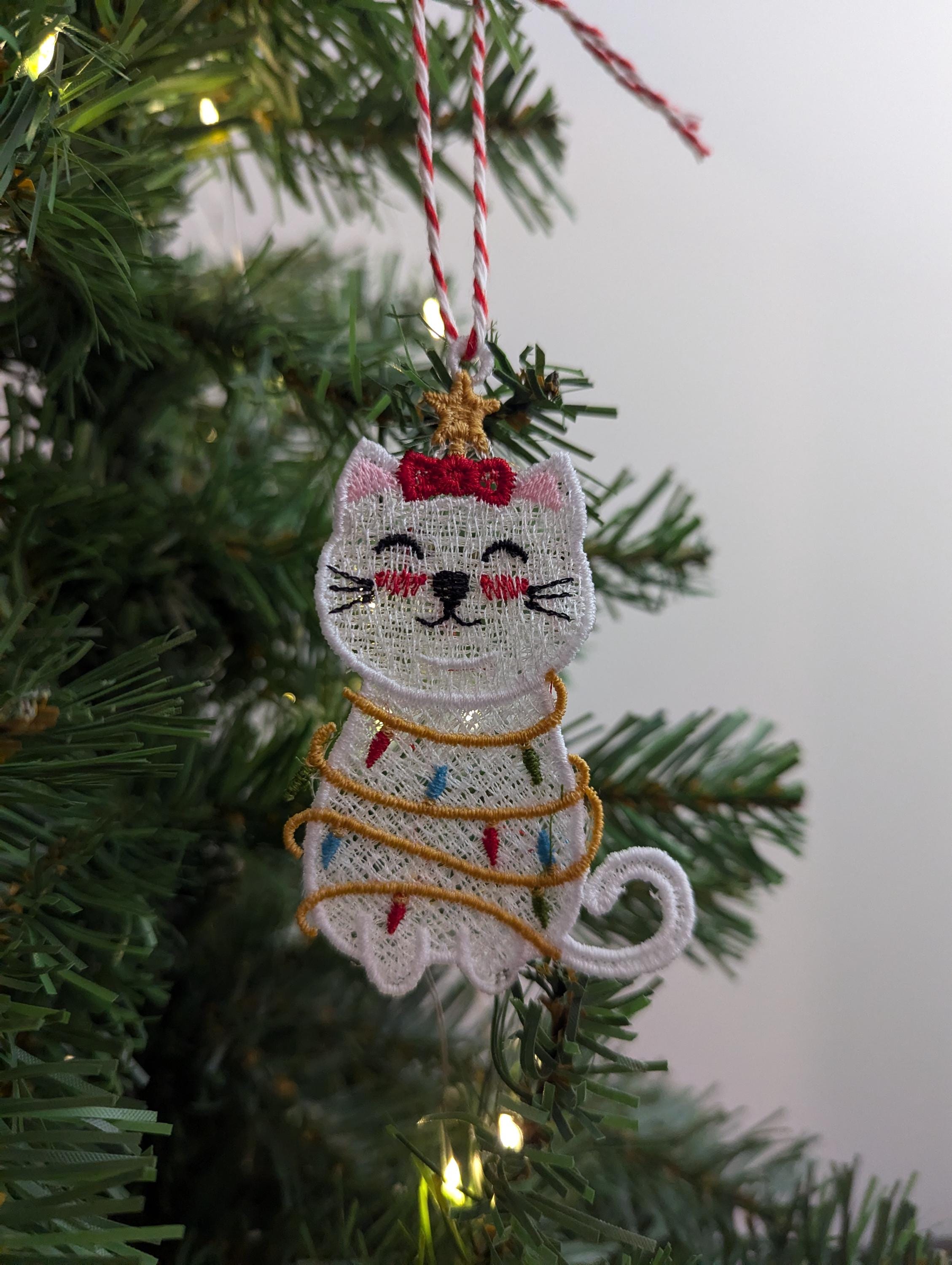 Embroidered Lace Christmas Cat Ornament: Holiday Decor