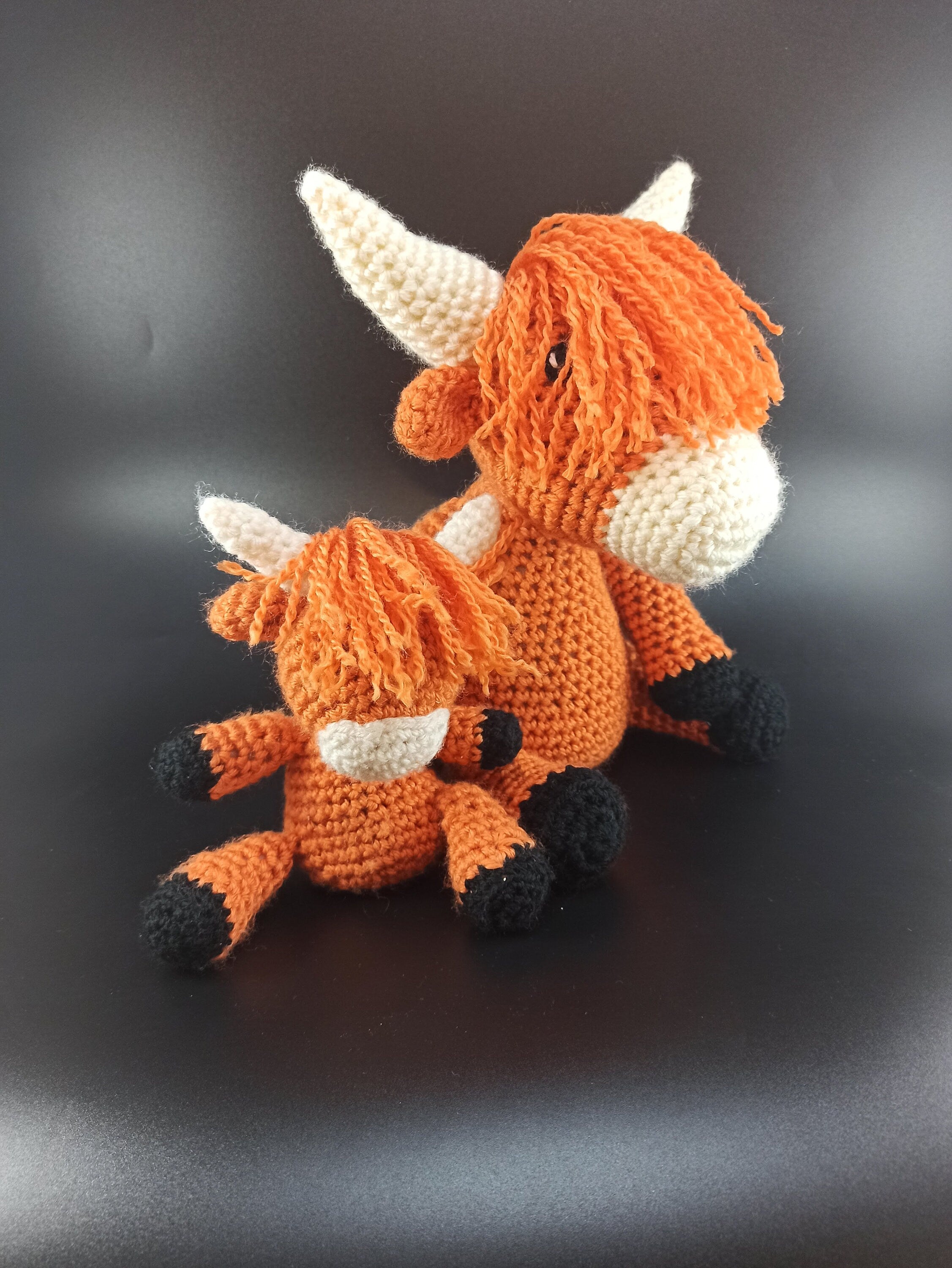 Cuddly toy highland cow, large crochet gift, scottish present,