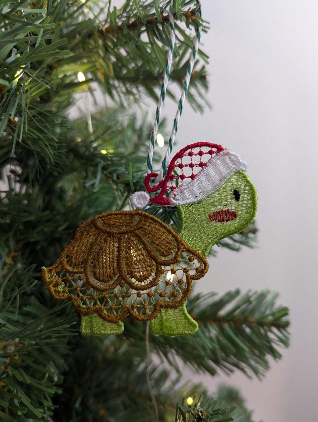 Embroidered Turtle Christmas Ornament: Hanging Pet Decoration