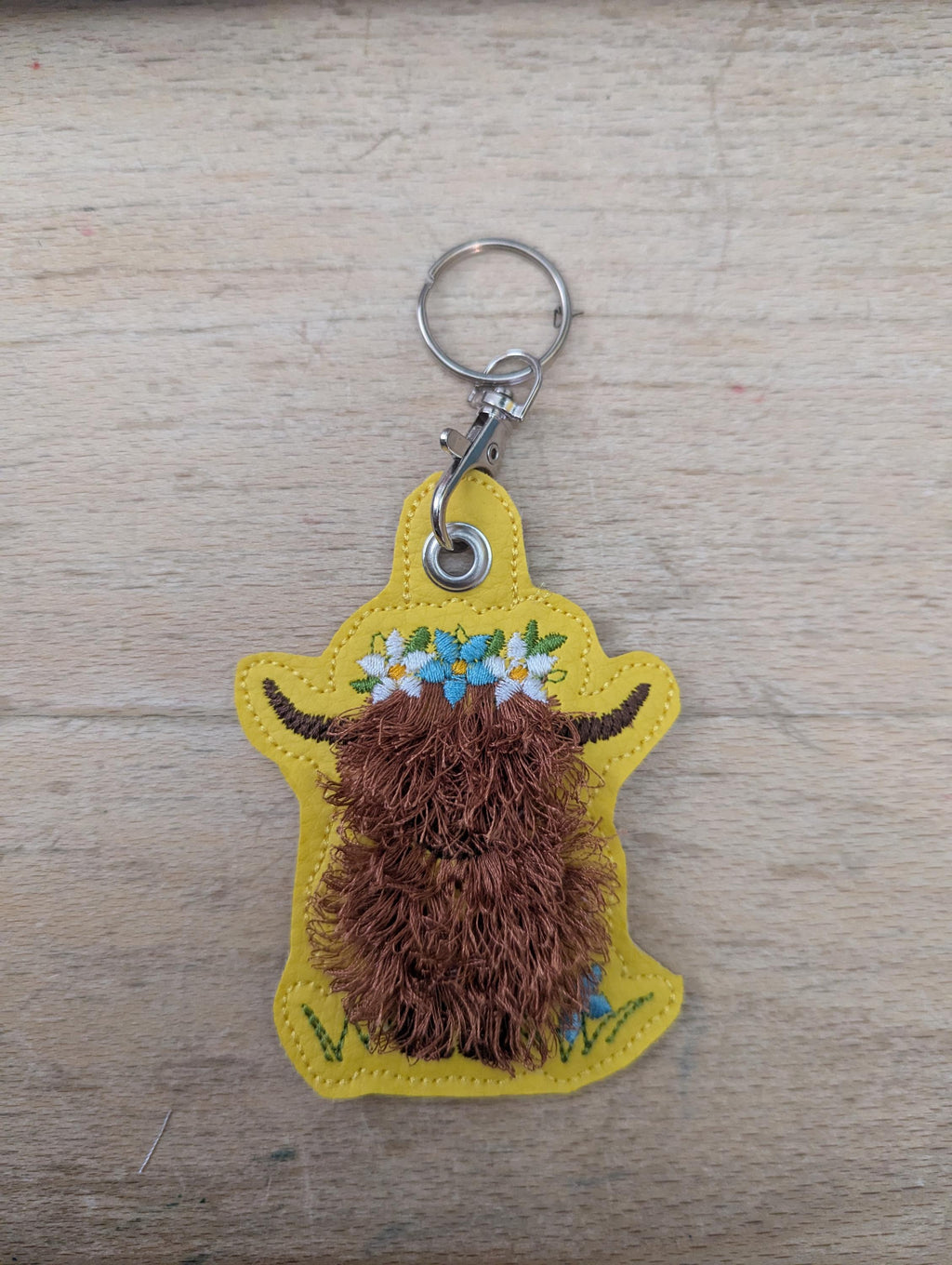 Highland cow keychain, machine embroidered keyring
