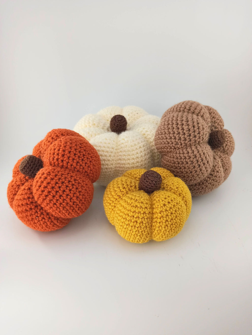 Lot de 4 grandes citrouilles au crochet, citrouille blanche, décoration de table, décoration d'automne