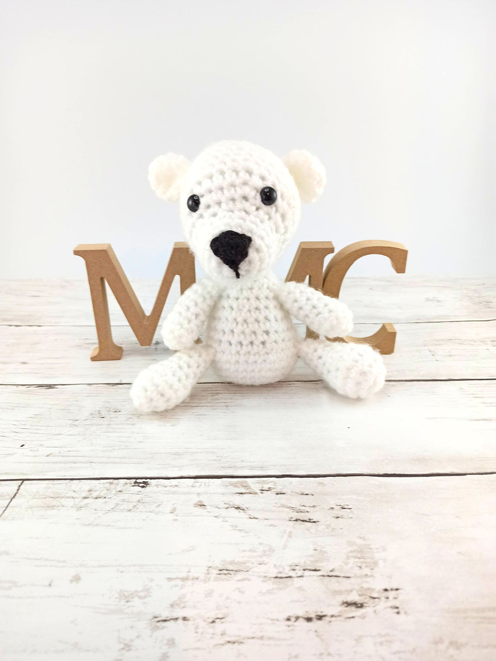 Crochet Polar Bear Amigurumi: Small Cuddly Plush Toy