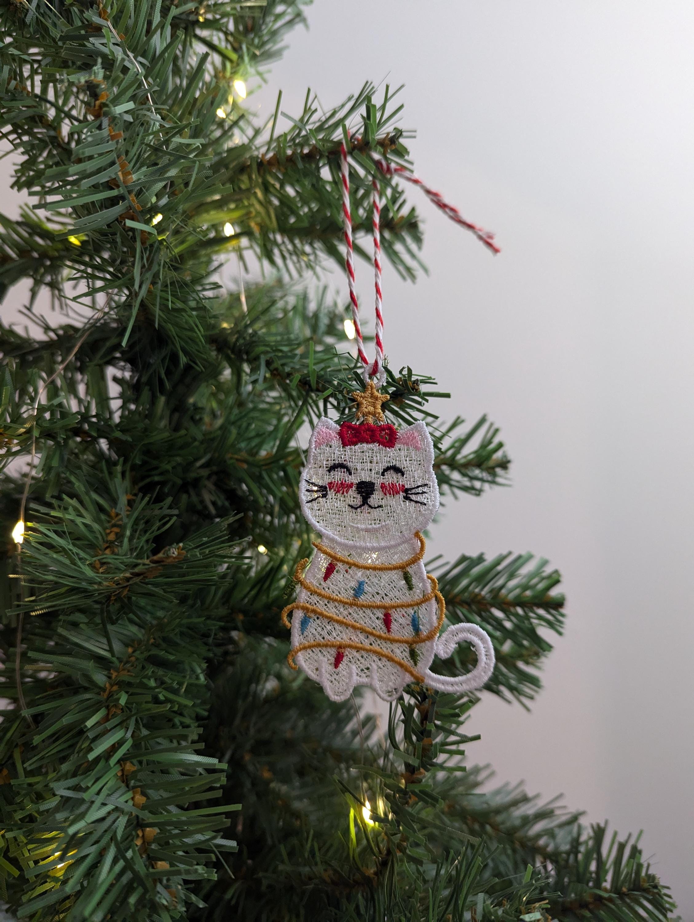 Embroidered Lace Christmas Cat Ornament: Holiday Decor