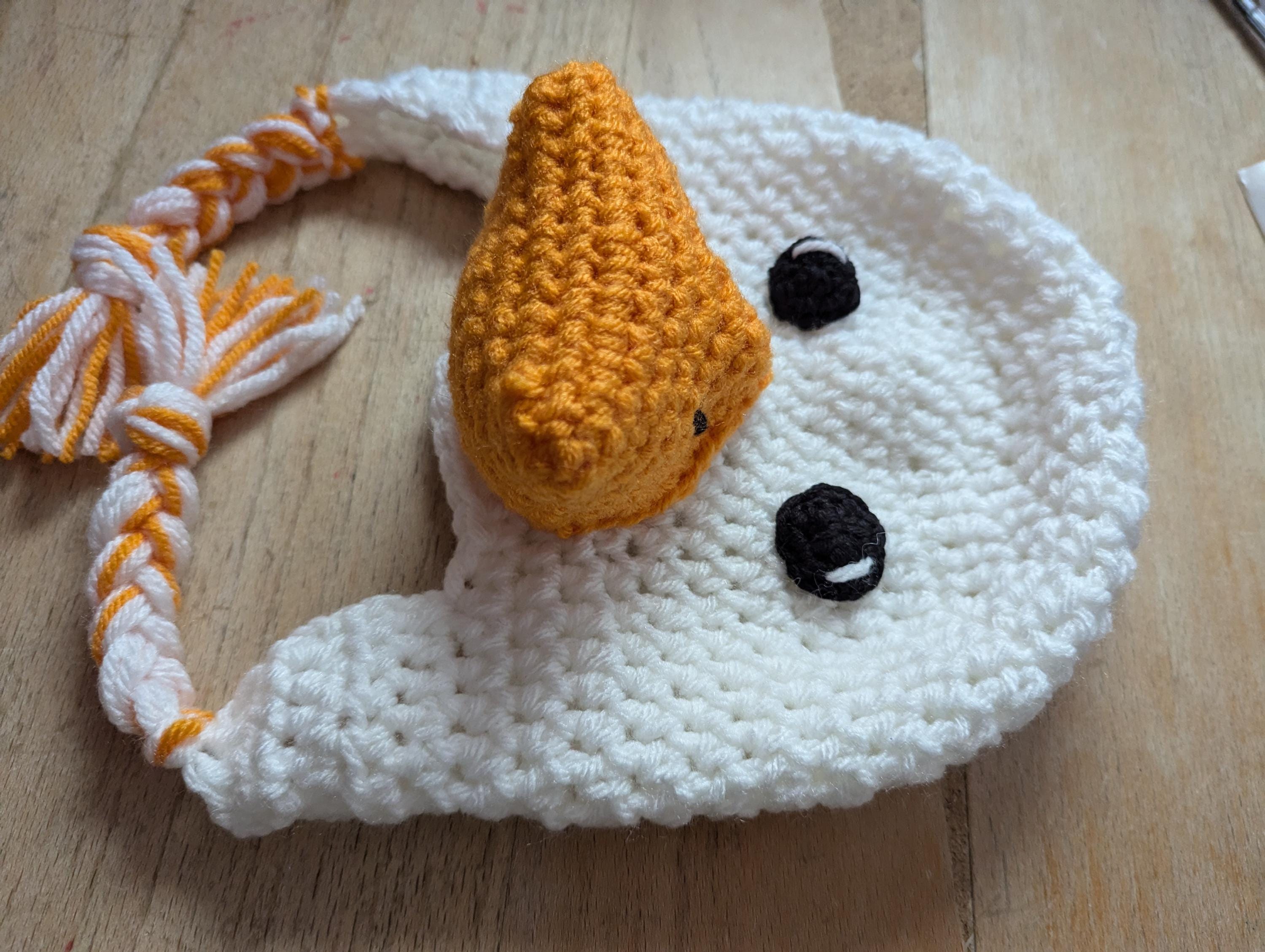 Crochet goose novelty hat, toddler, child, adult sizes, newborn photo prop duck hat