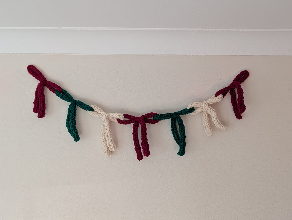 Chunky Bow Garland Crocheted, maroon green and cream