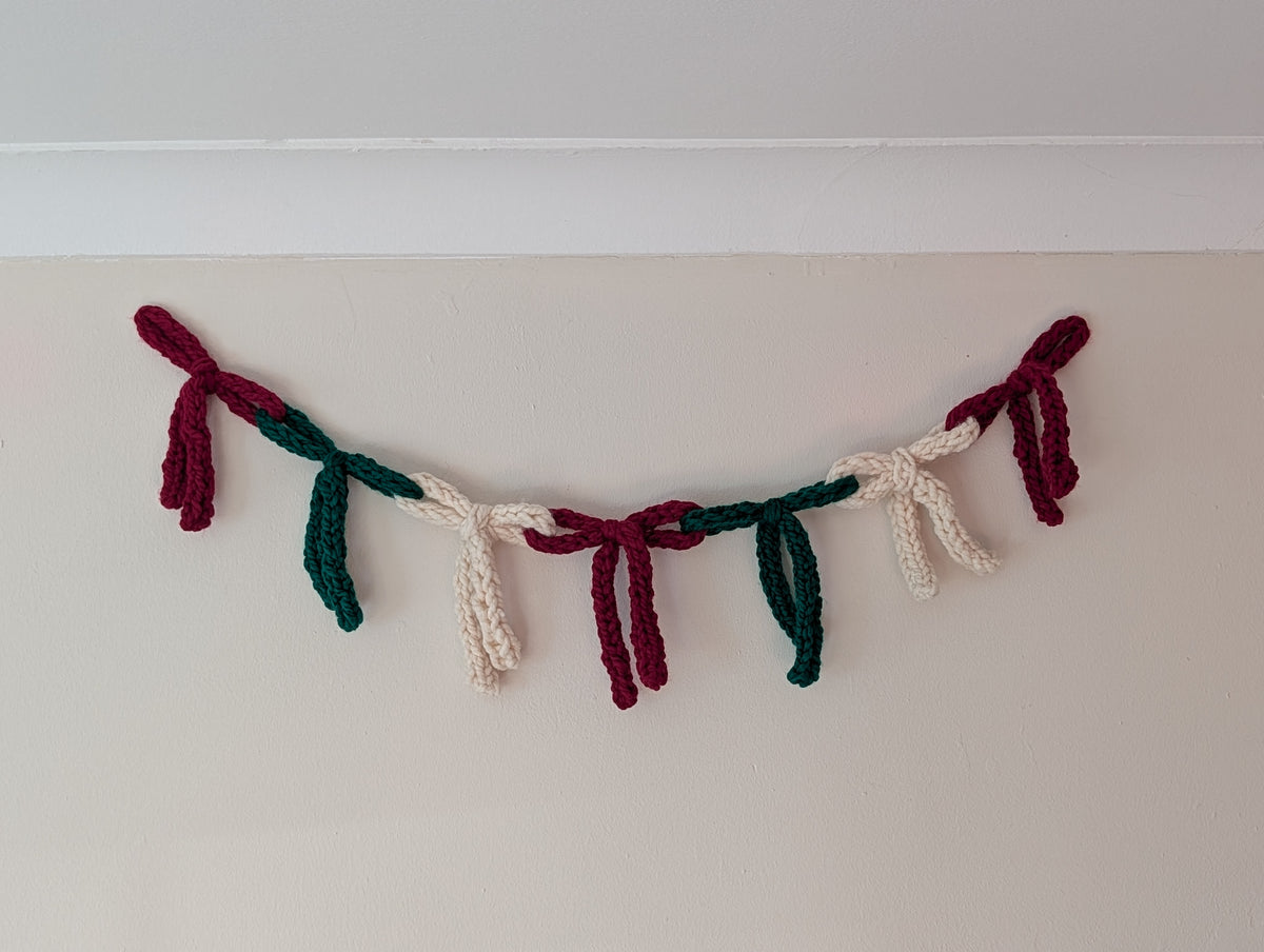Chunky Bow Garland Crocheted, maroon green and cream