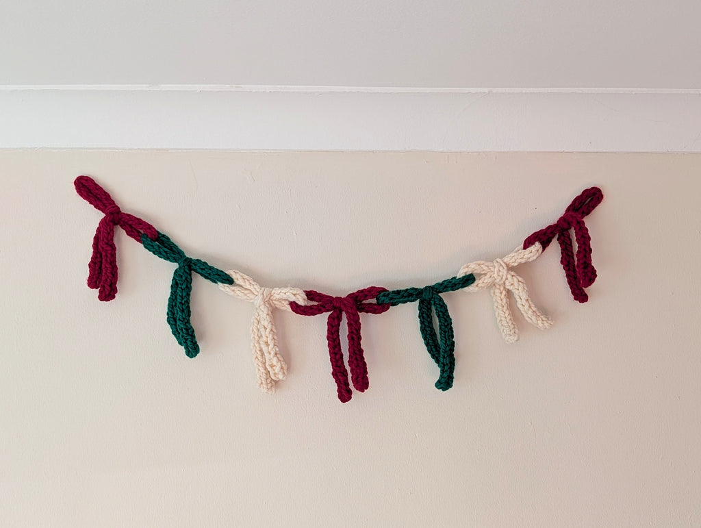 Chunky Bow Garland Crocheted, maroon green and cream