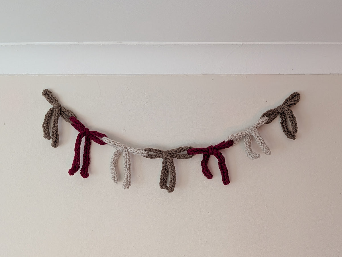Chunky Bow Garland Crocheted, Brown maroon and cream