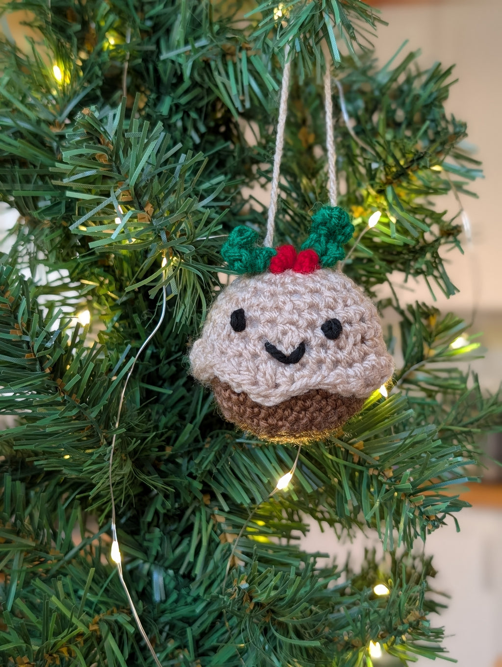 Crochet Christmas Pudding Bauble, Xmas Pudding Tree Ornament, Amigurumi Food Hanging Decor,