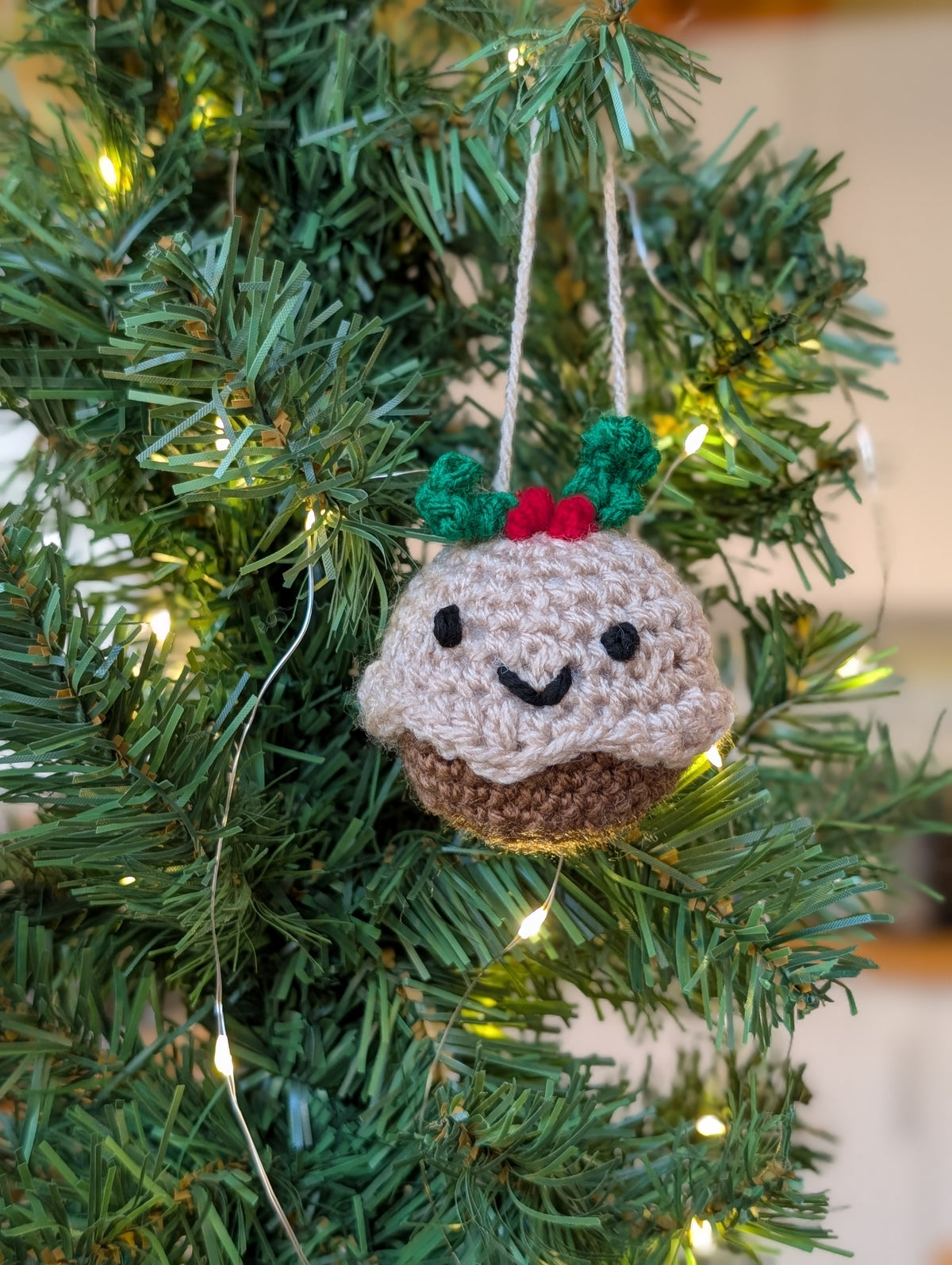 Crochet Christmas Pudding Bauble, Xmas Pudding Tree Ornament, Amigurumi Food Hanging Decor,