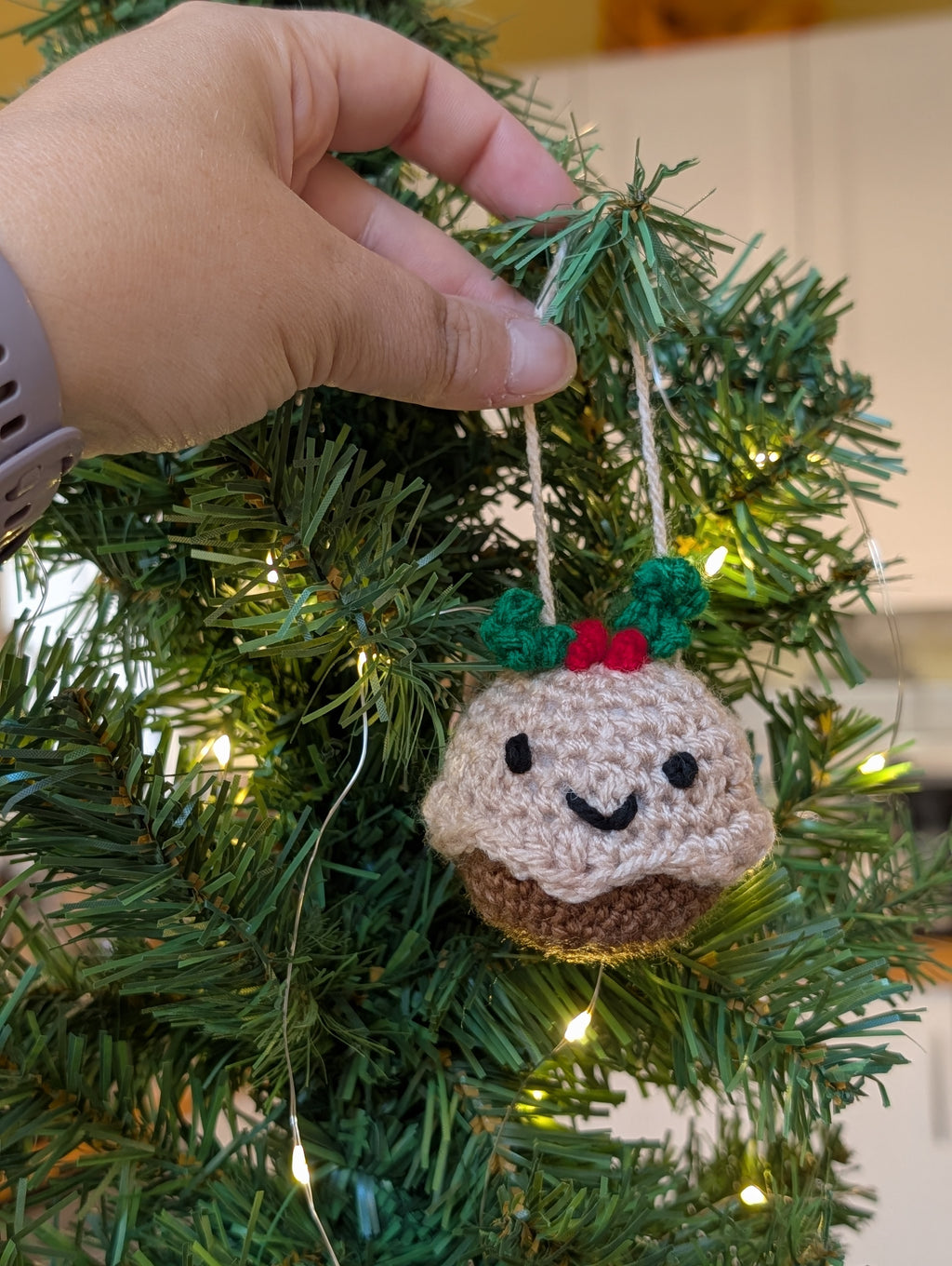 Crochet Christmas Pudding Bauble, Xmas Pudding Tree Ornament, Amigurumi Food Hanging Decor,