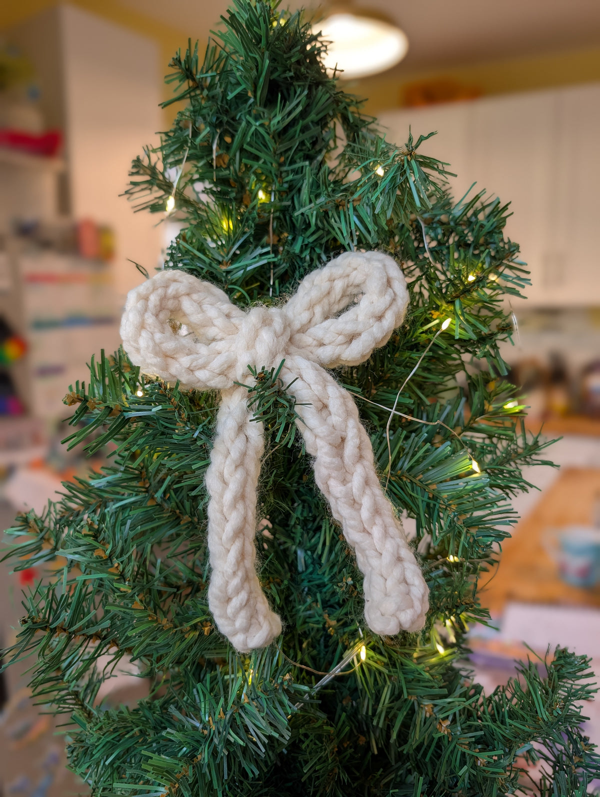 Crochet Christmas Tree Bow, Chunky Knit Bow Ornament, Cottagecore Holiday Decor,