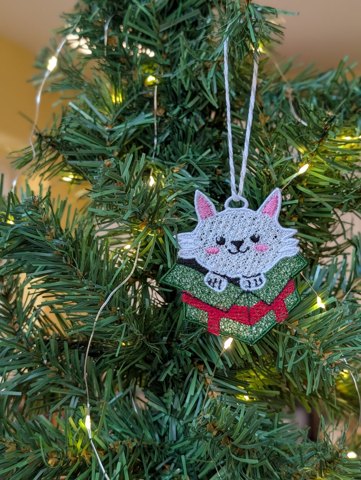 Embroidered Cat in Gift Box Ornament, Cute Kawaii Kitten Tree Decor, Festive Pet Keepsake