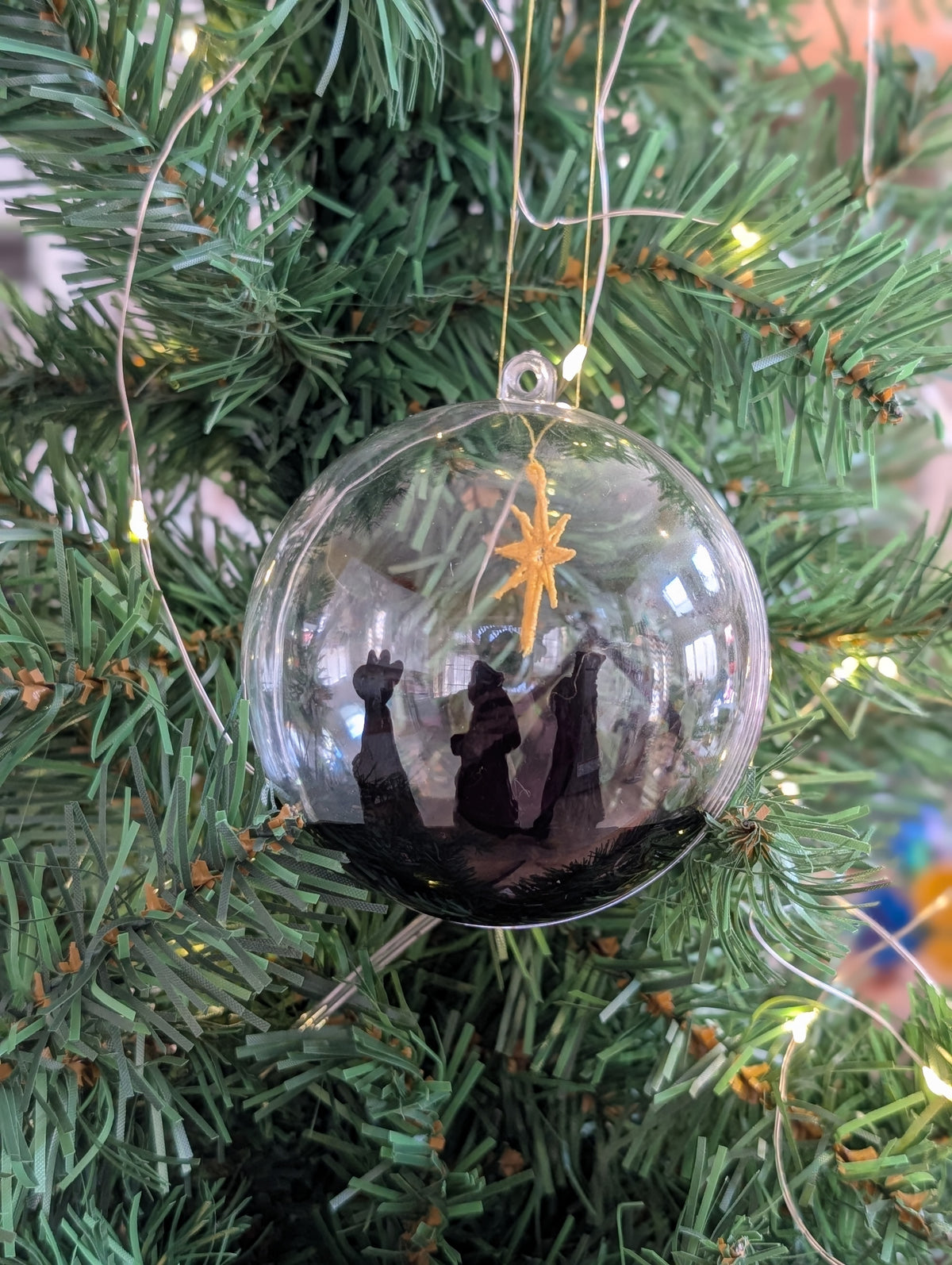 Hand painted Nativity Bauble Christmas Ornament, Holy Family & Wise Men Silhouette, Embroidered Gold Star of Bethlehem,