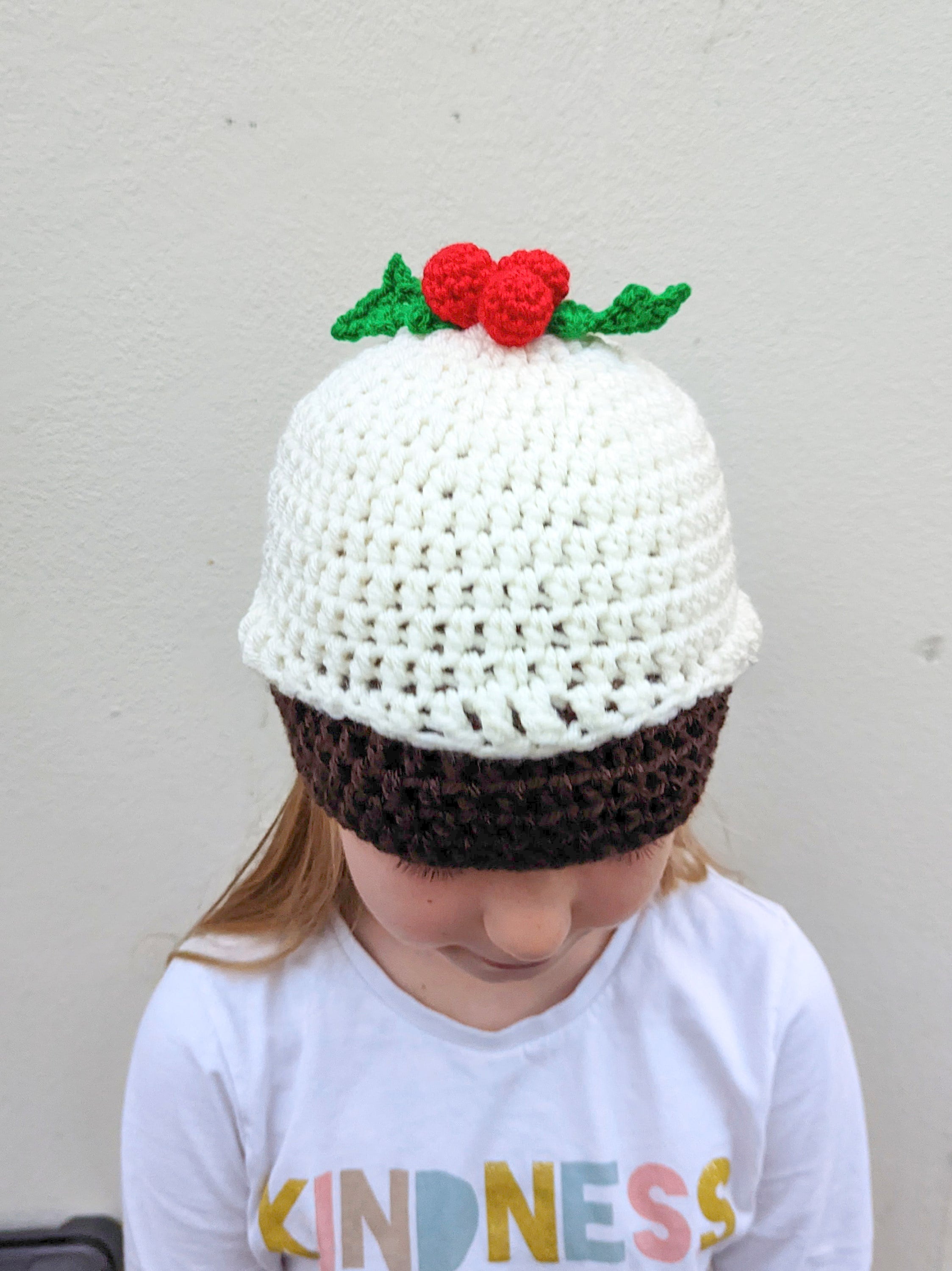 Crochet Christmas Pudding Hat: Novelty Winter Hat