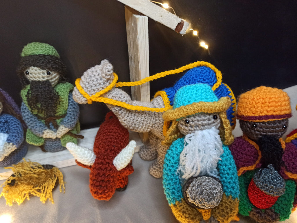 Crochet Nativity Set: Mary, Joseph, Jesus, Wise Men, Shepherds