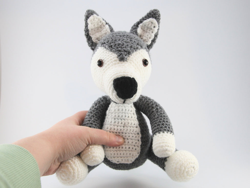 Husky dog toy, crochet cuddly toy, soft plush toy, husky gift, wolf