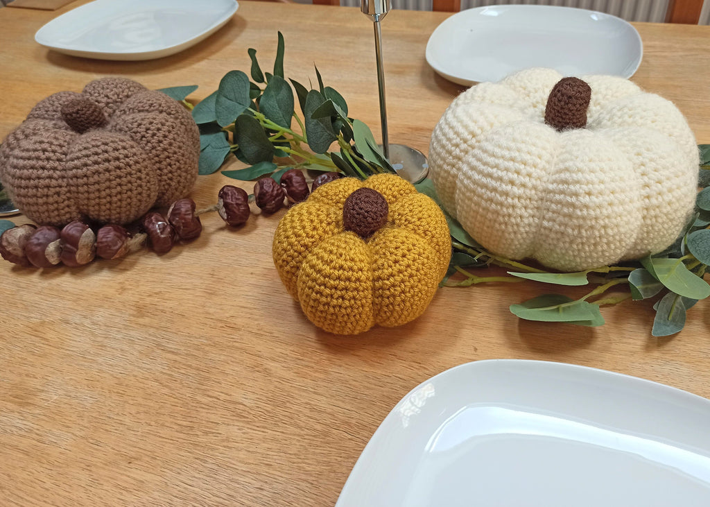 Lot de 4 grandes citrouilles au crochet, citrouille blanche, décoration de table, décoration d'automne