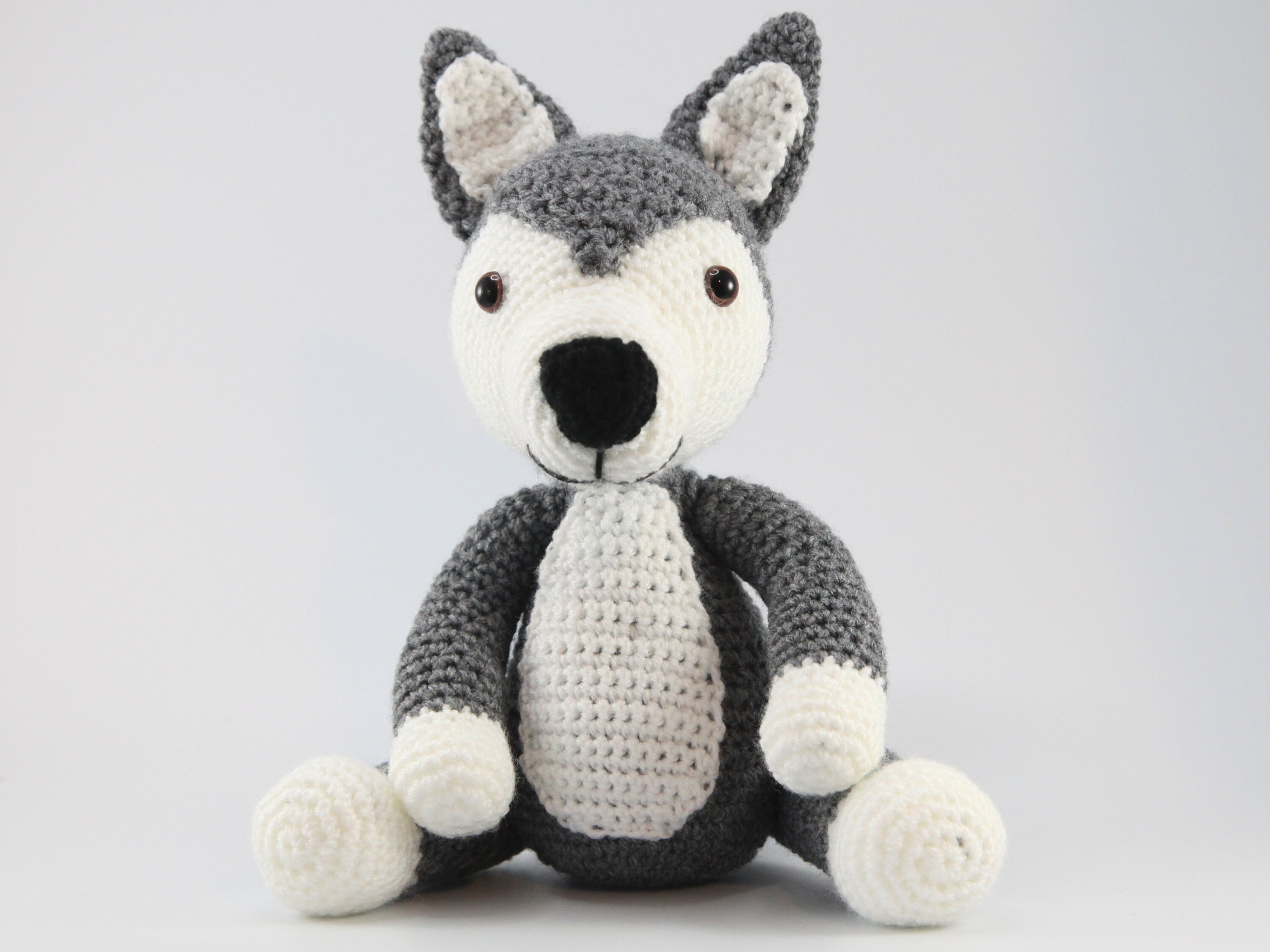 Husky dog toy, crochet cuddly toy, soft plush toy, husky gift, wolf