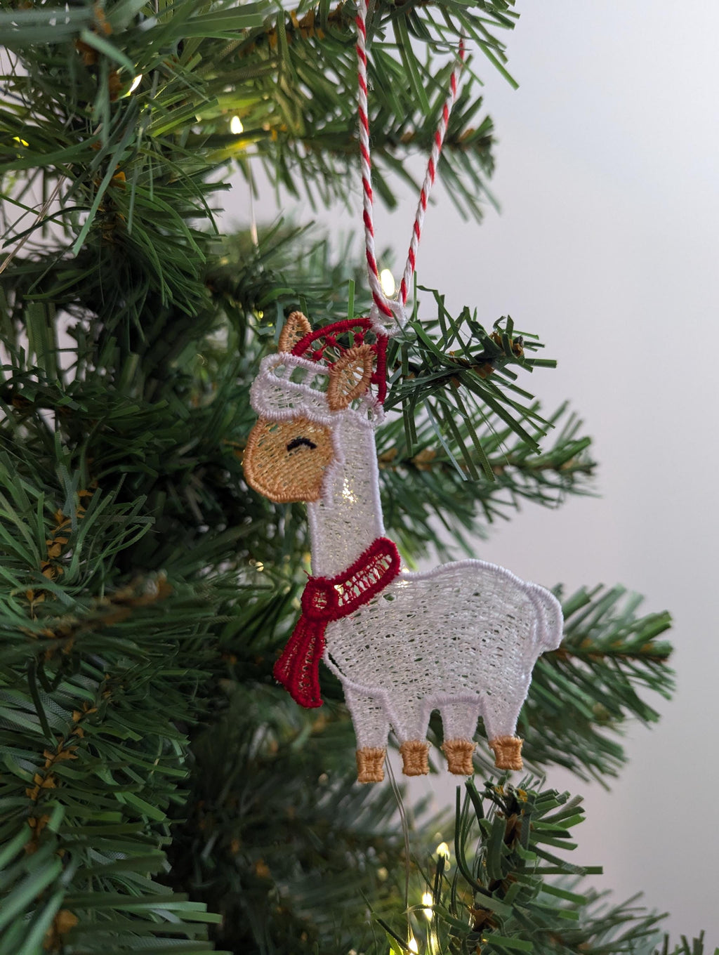 Embroidered Lace Christmas Alpaca Ornament: Hanging Pet Decoration