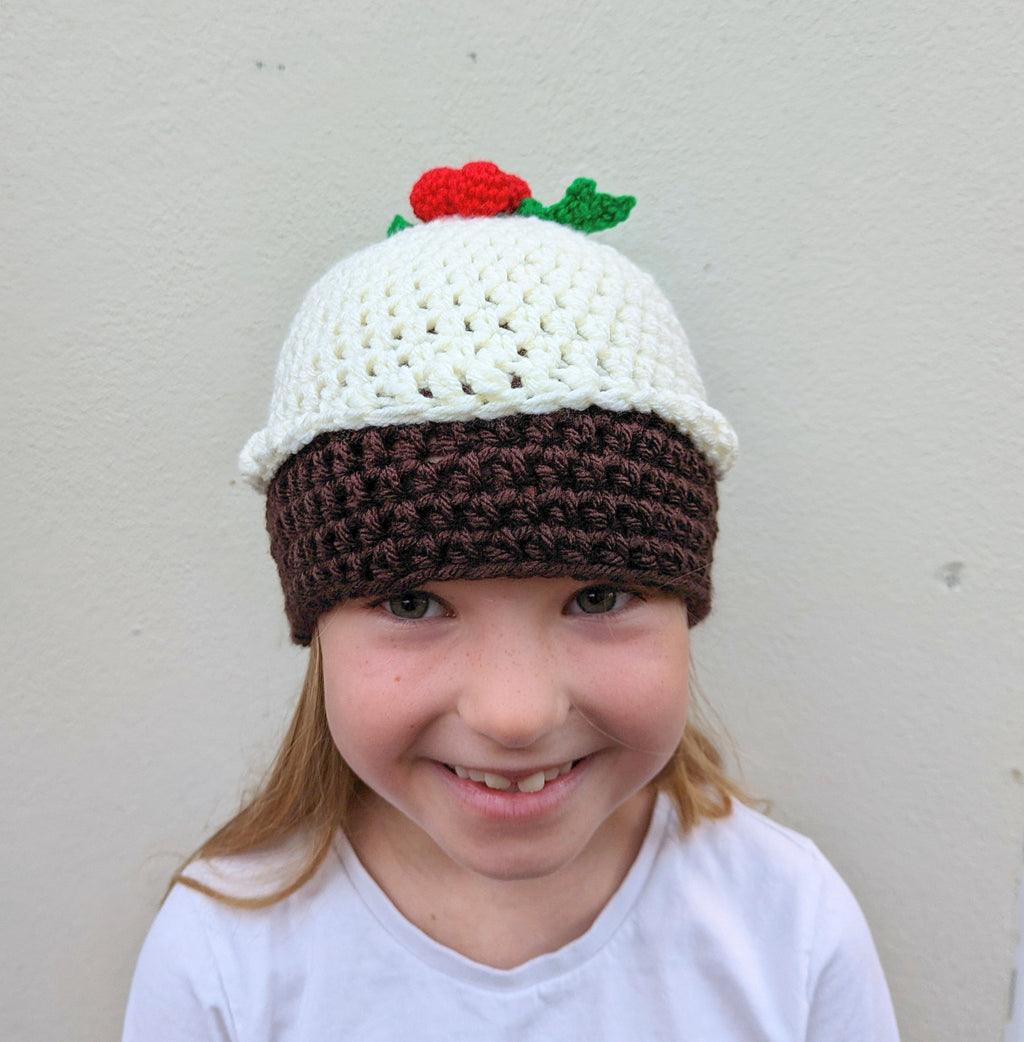 Crochet Christmas Pudding Hat: Novelty Winter Hat
