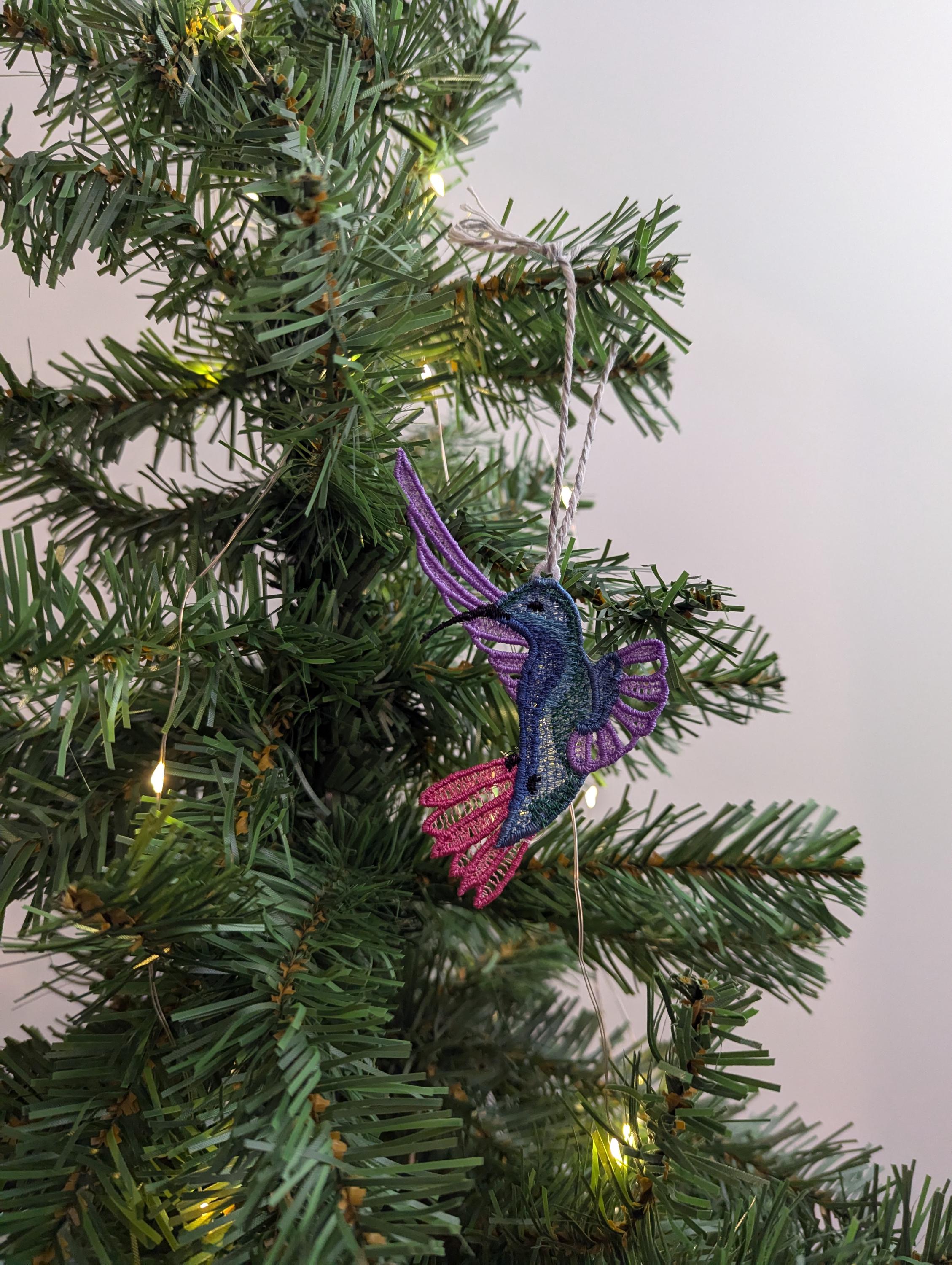Embroidered Lace Hummingbird Ornament: Colorful Hanging Decoration