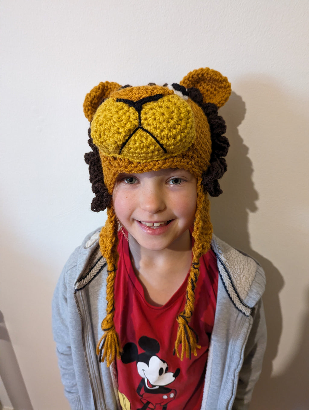 Crochet lion hat, winter novelty hat, newborn, child, toddler, adult sizes
