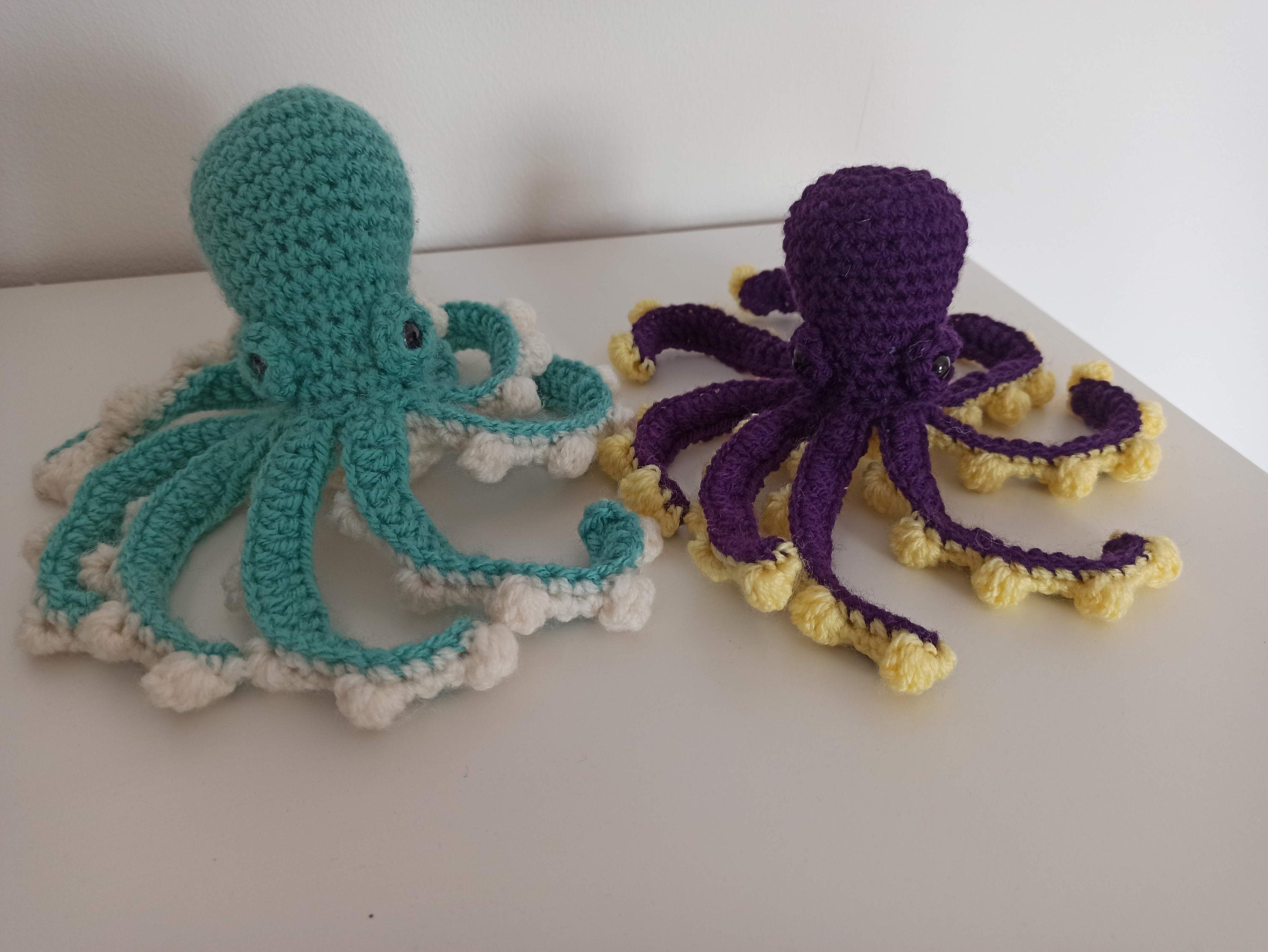 Pieuvre - patron de crochet terminologie britannique, terminologie américaine