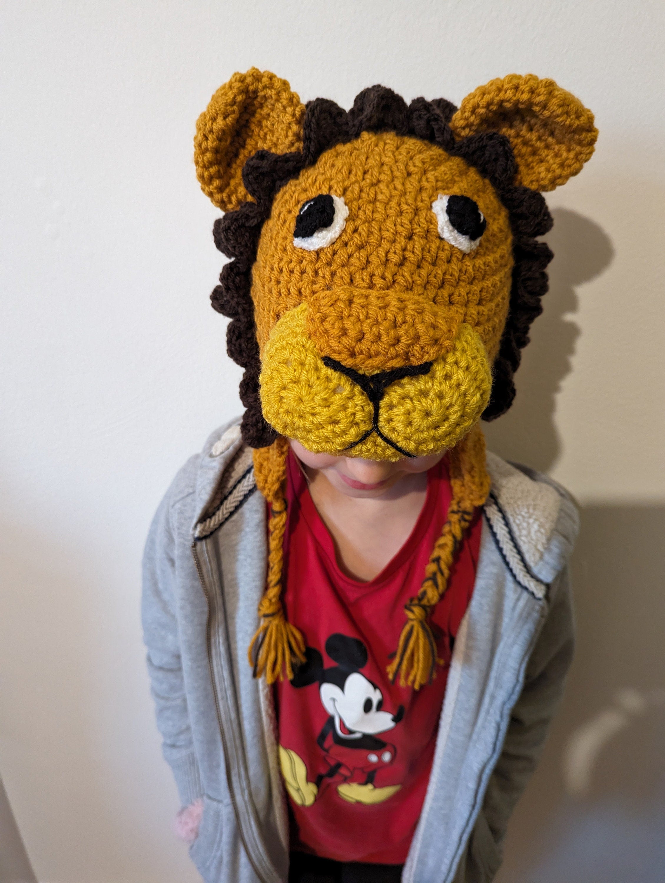 Crochet lion hat, winter novelty hat, newborn, child, toddler, adult sizes