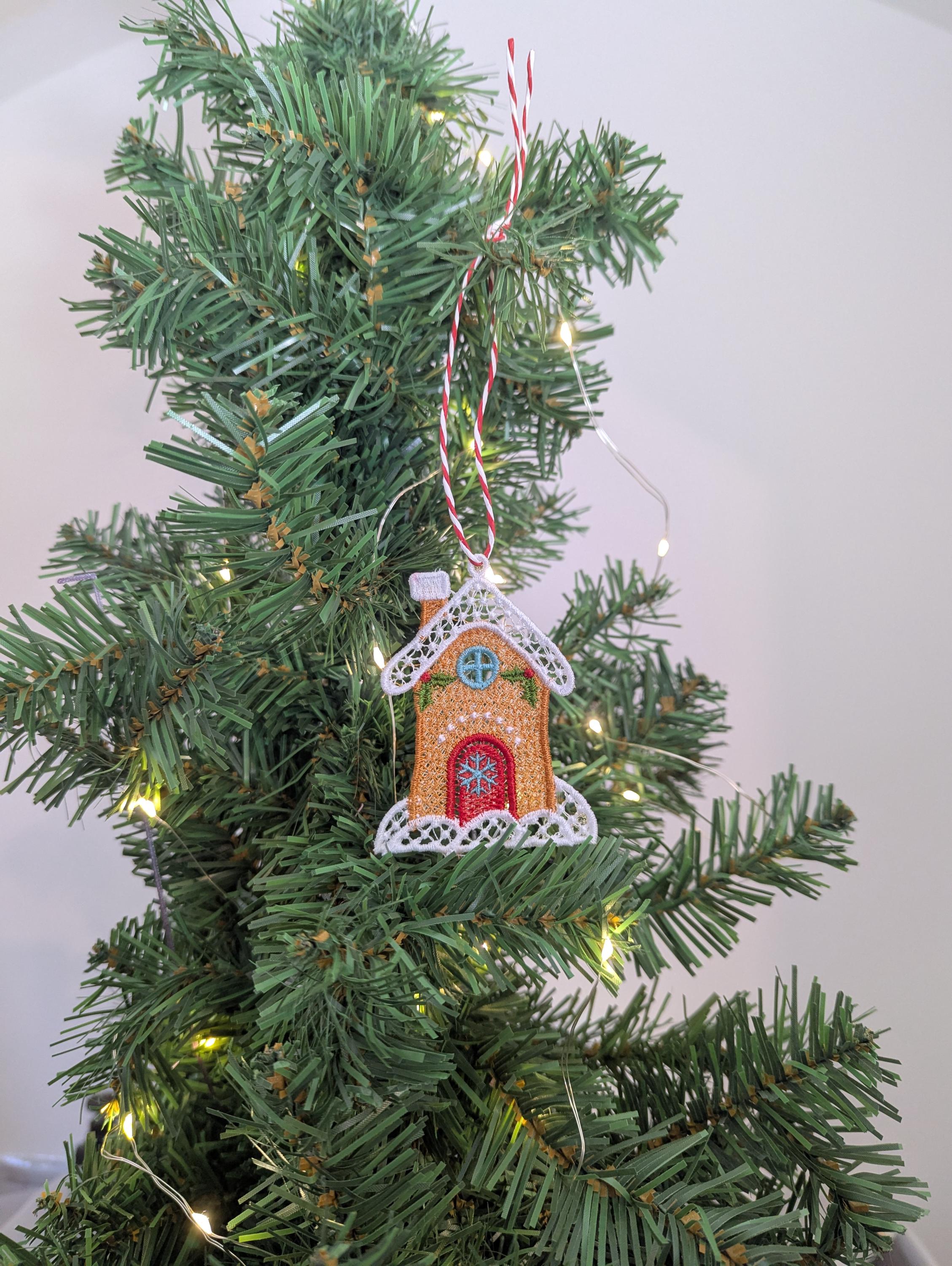 Machine Embroidery Gingerbread House Ornament: Lace Christmas Decoration