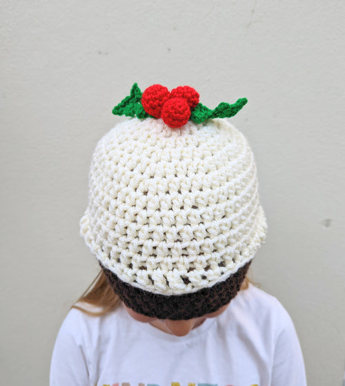 Crochet Christmas Pudding Hat: Novelty Winter Hat