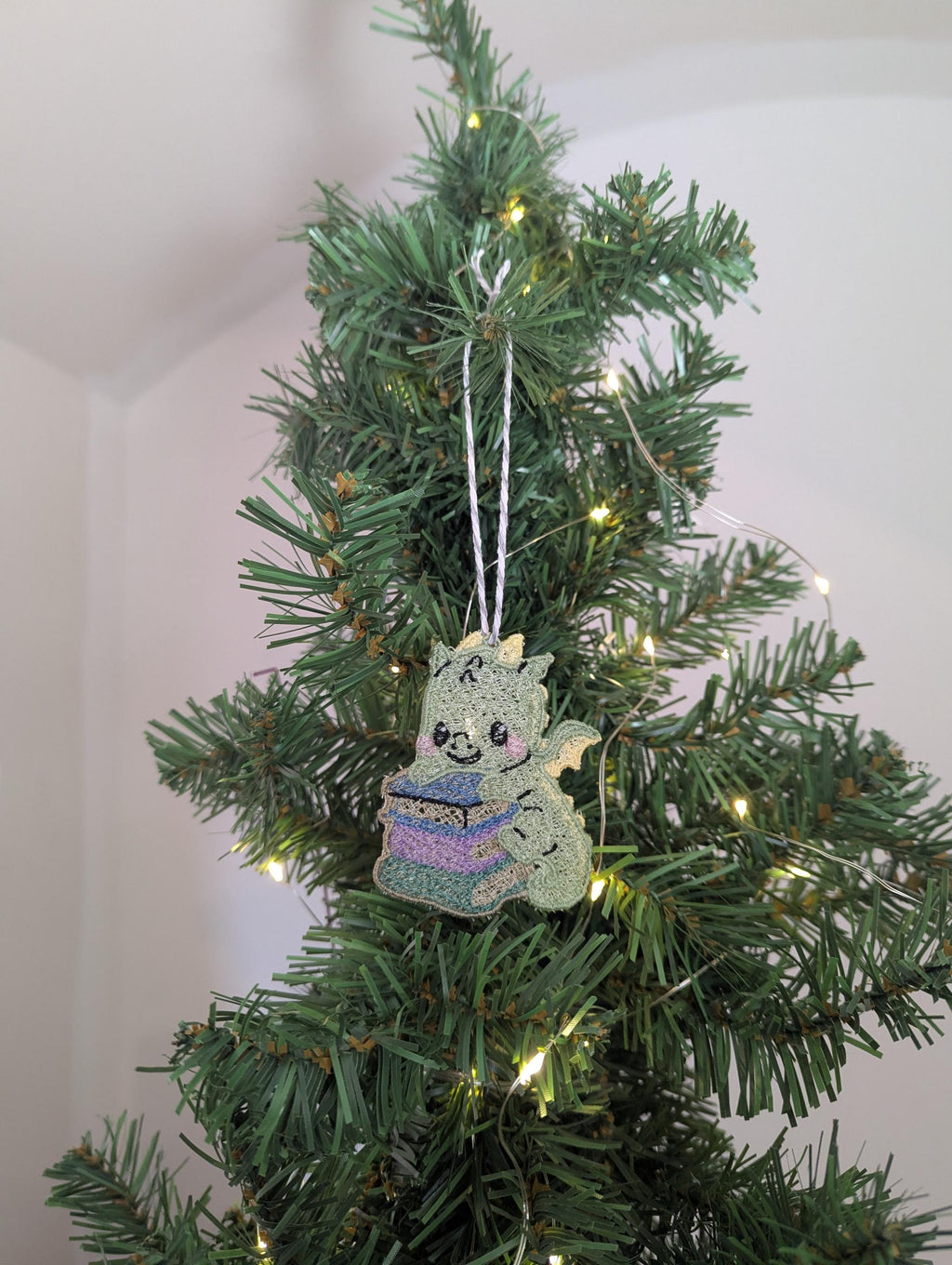 Embroidered hanging Book Dragon decorations, machine embroidery